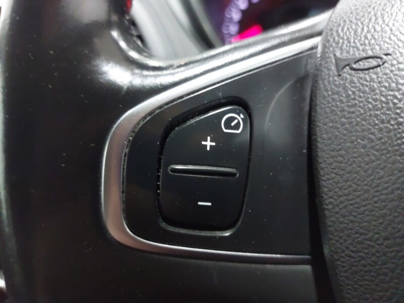 Used Renault Captur 2018 for sale - 76543668: Photo 15