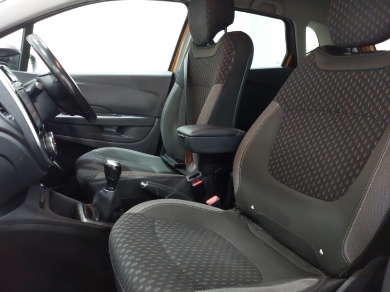 Used Renault Captur 2018 for sale - 76543668: Photo 5