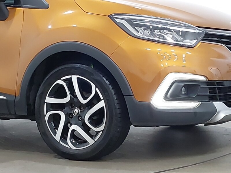 Used Renault Captur 2018 for sale - 76543668: Photo 9