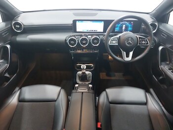 Used Mercedes-Benz A-Class 2019 for sale - 76348279: Photo 2