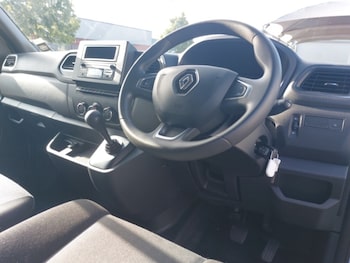 Used Renault Master 2023 for sale - 79570003: Photo