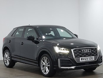 Audi - Q2