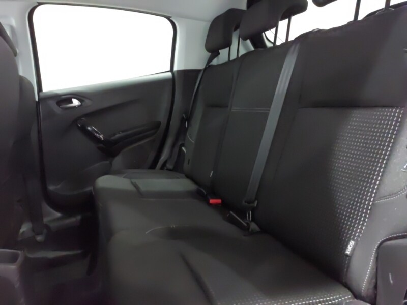 Used Peugeot 208 2019 for sale - 77606187: Photo 6