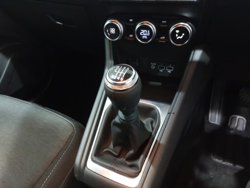 Used Renault Captur 2023 for sale - 77731786: Photo 12