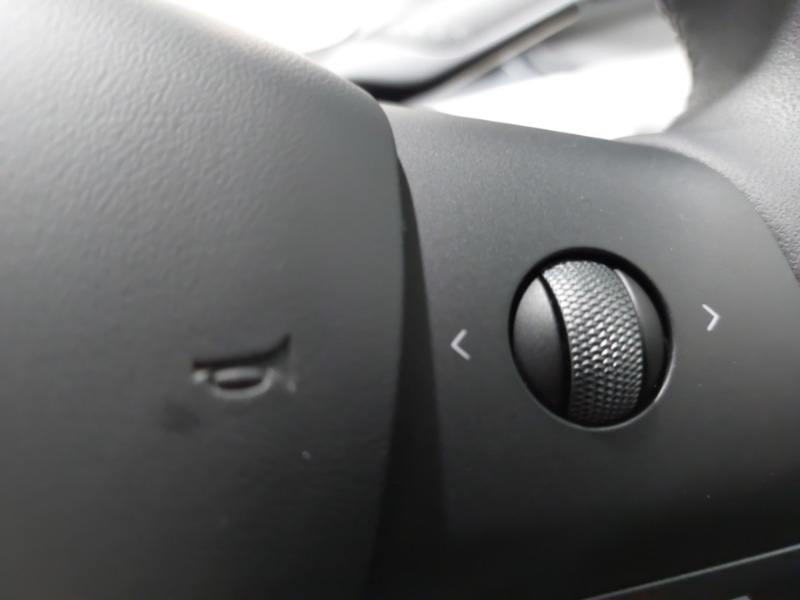 Used Tesla Model Y 2023 for sale - 77108336: Photo 13