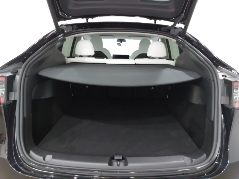 Used Tesla Model Y 2023 for sale - 77108336: Photo 8