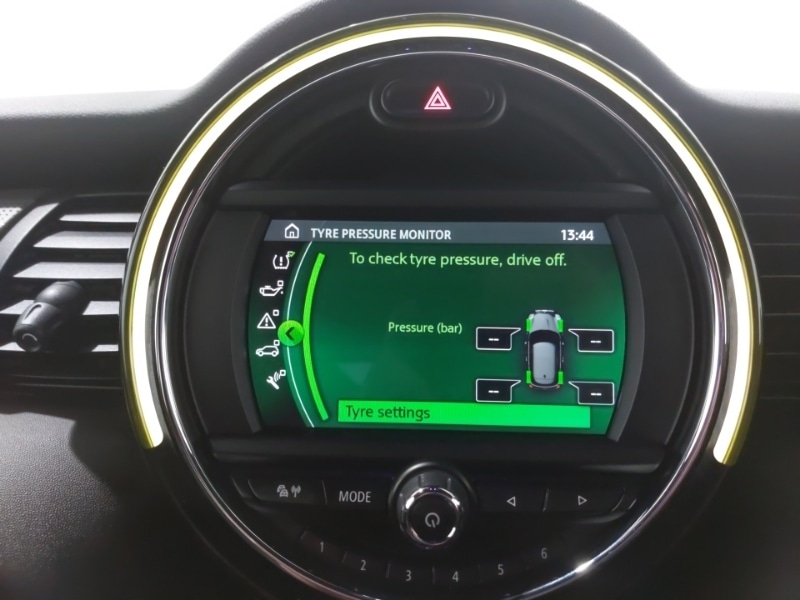 Used MINI Hatch 2019 for sale - 77776676: Photo 18