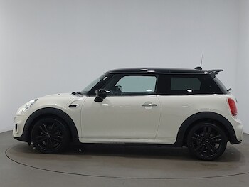 Used MINI Hatch 2019 for sale - 77776676: Photo