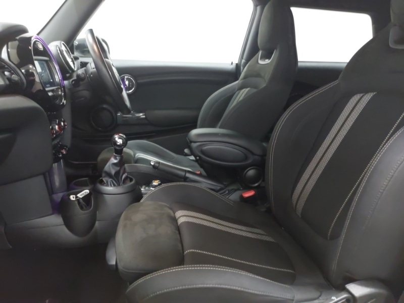 Used MINI Hatch 2019 for sale - 77776676: Photo 5