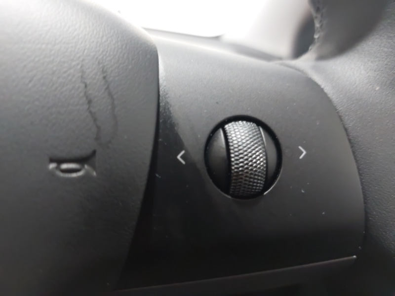 Used Tesla Model Y 2023 for sale - 76365409: Photo 13