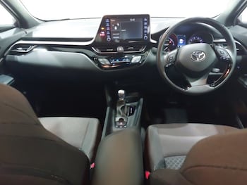 Used Toyota C-HR 2023 for sale - 79597686: Photo