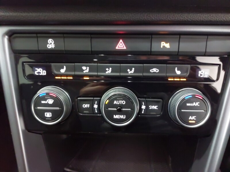 Used Volkswagen T-Roc 2022 for sale - 77544295: Photo 17