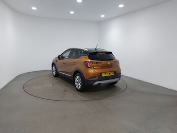 Used Renault Captur 2020 for sale - 78656456: Photo