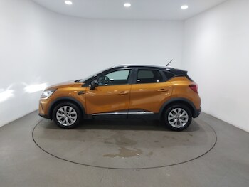 Used Renault Captur 2020 for sale - 78656456: Photo