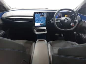 Used Renault Scenic E-Tech 2024 for sale - 79627397: Photo