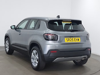 Used Jeep Avenger 2025 for sale - 79489589: Photo