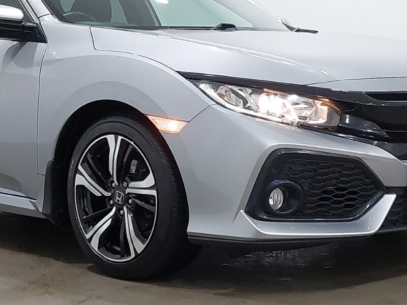 Used Honda Civic 2018 for sale - 77173847: Photo 9