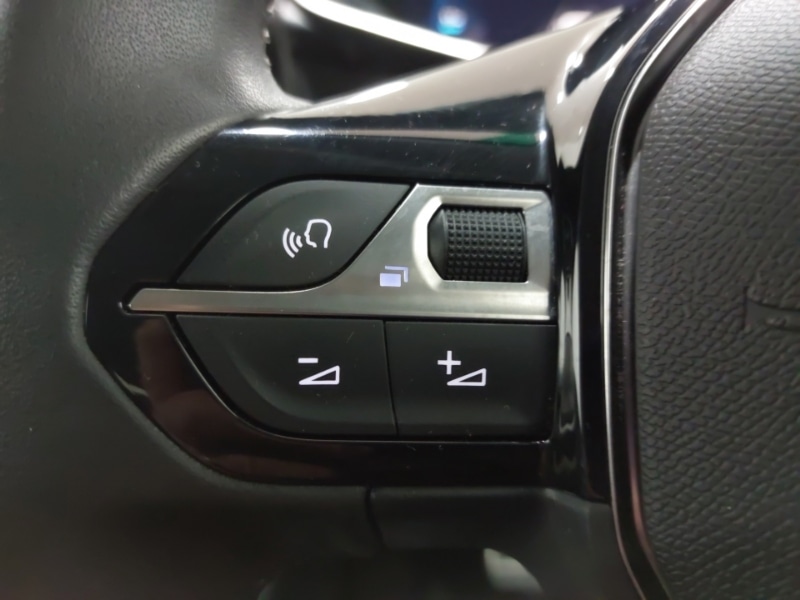 Used Peugeot 2008 2023 for sale - 77213883: Photo 15