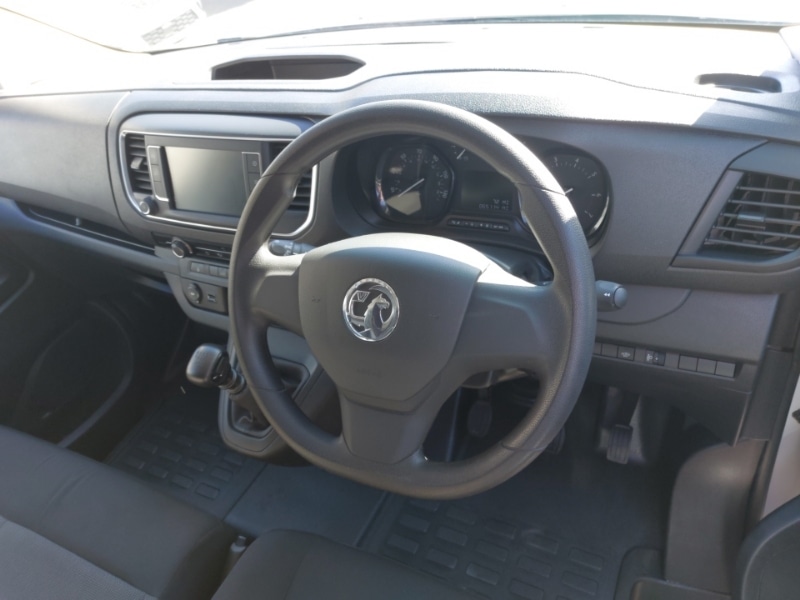 Used Vauxhall Vivaro 2023 for sale - 78062498: Photo 2