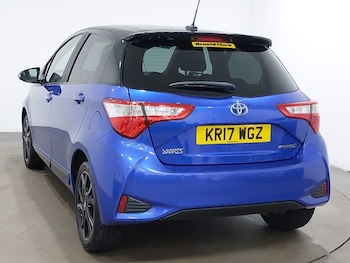 Used Toyota Yaris 2017 for sale - 77767598: Photo