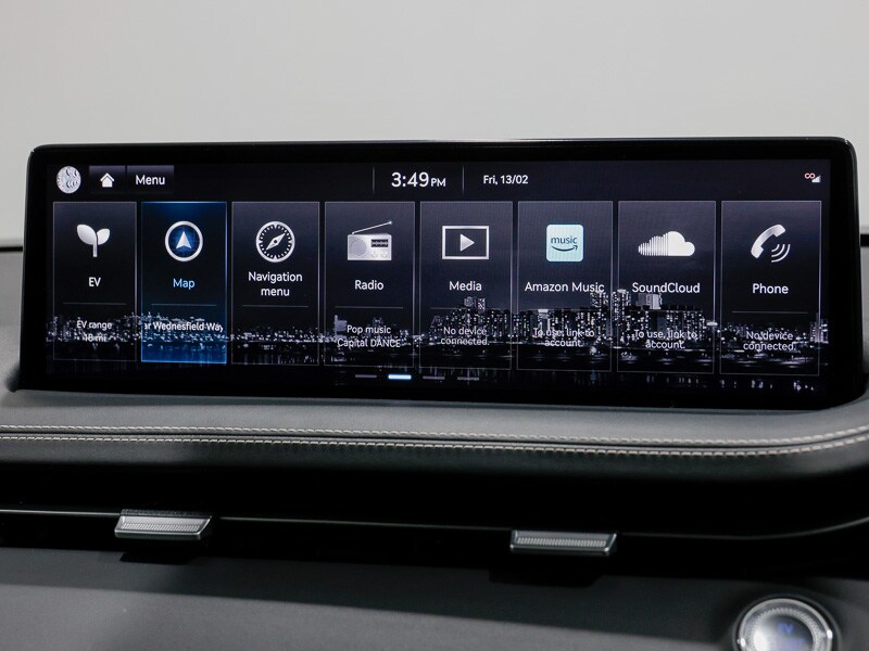 Used Genesis GV70 2023 for sale - 77907903: Photo 11