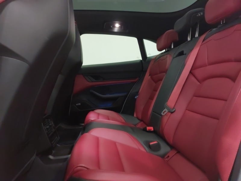 Used Porsche Taycan 2023 for sale - 78079558: Photo 6