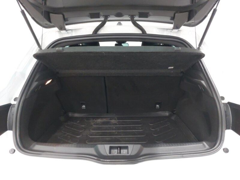 Used Renault Megane 2020 for sale - 77405104: Photo 8