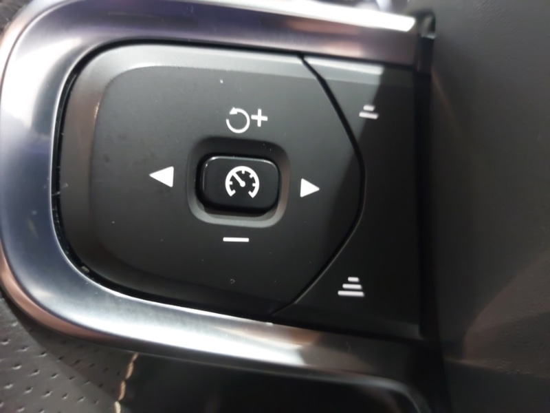 Used Volvo XC40 2019 for sale - 77922625: Photo 12