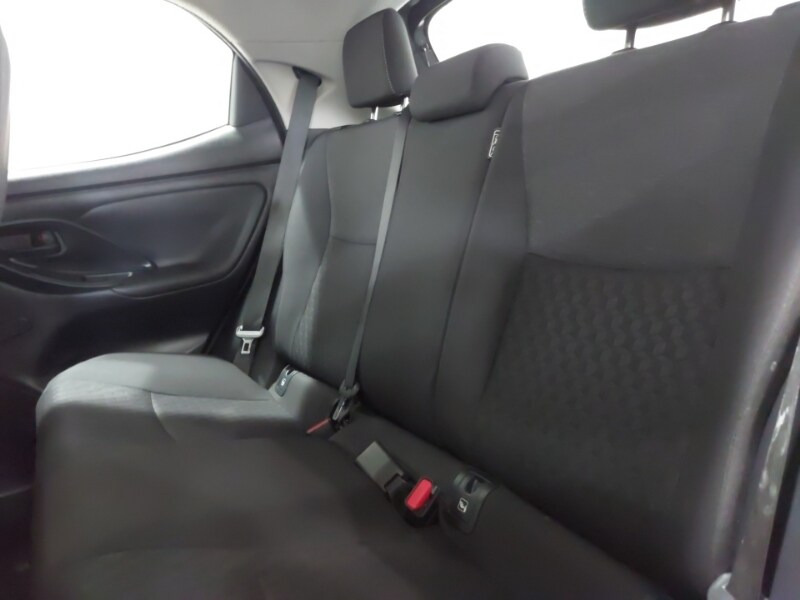 Used Toyota Yaris 2022 for sale - 76737204: Photo 6