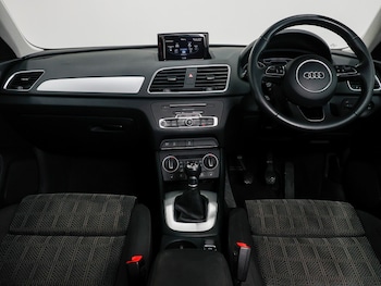 Used Audi Q3 2018 for sale - 77482719: Photo