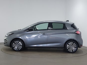 Used Renault Zoe 2022 for sale - 77816299: Photo