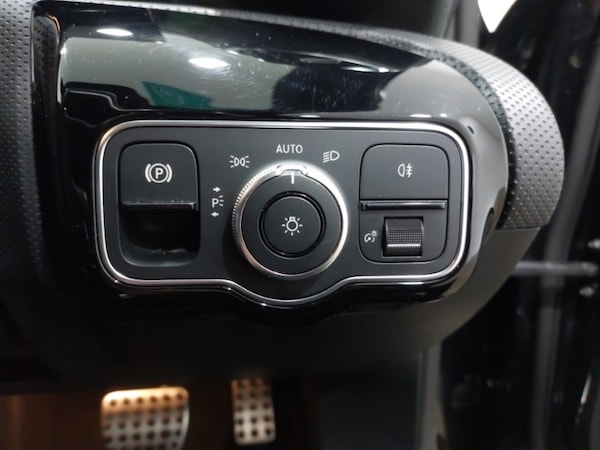 Used Mercedes-Benz A-Class 2020 for sale - 76221465: Photo 11
