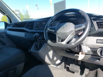 Used Volkswagen Transporter 2023 for sale - 78440397: Photo