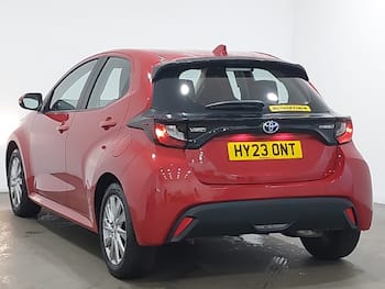 Used Toyota Yaris 2023 for sale - 79829524: Photo