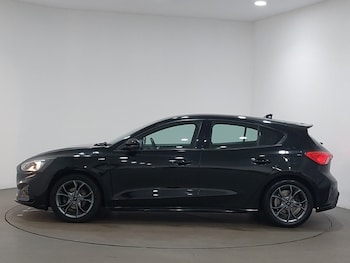Used Ford Focus 2019 for sale - 76238170: Photo 4