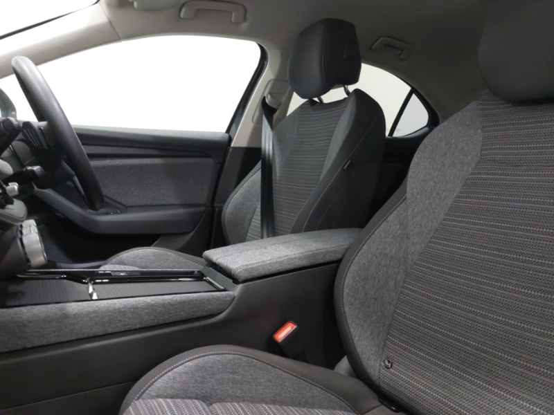 Used Skoda Superb 2024 for sale - 76940581: Photo 5