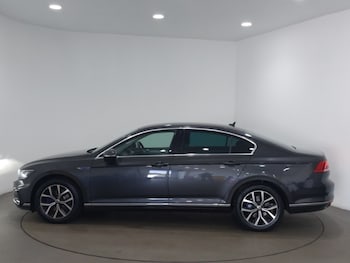Used Volkswagen Passat 2022 for sale - 78972835: Photo
