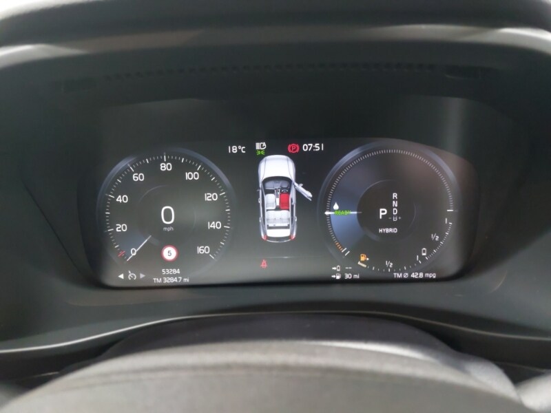 Used Volvo XC40 2023 for sale - 77503104: Photo 11