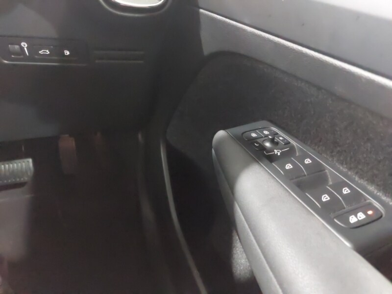 Used Volvo XC40 2023 for sale - 77503104: Photo 13