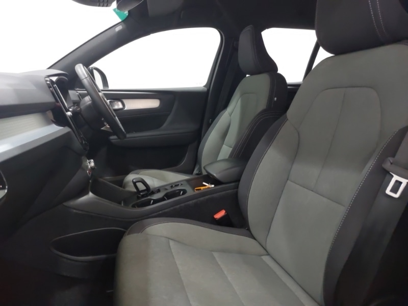 Used Volvo XC40 2023 for sale - 77503104: Photo 5