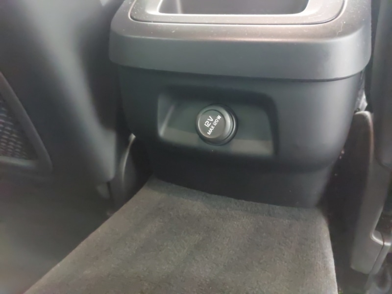 Used Volvo V60 2019 for sale - 76543655: Photo 19