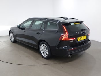 Used Volvo V60 2019 for sale - 76543655: Photo