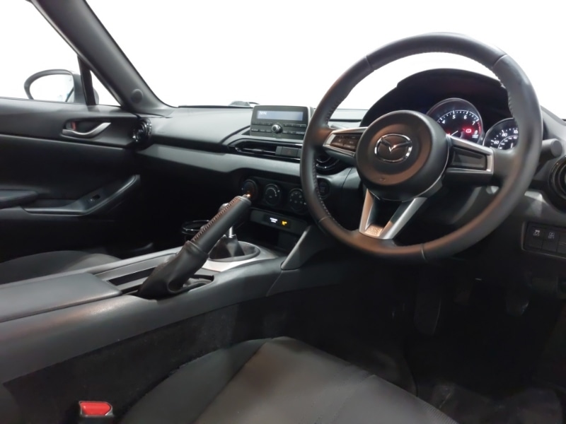 Used Mazda MX-5 2018 for sale - 76560502: Photo 2