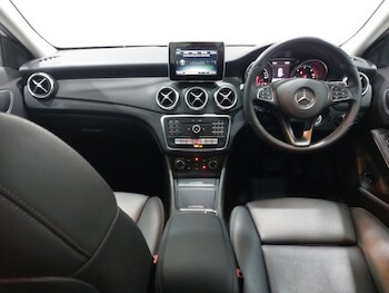 Used Mercedes-Benz GLA 2018 for sale - 78391860: Photo