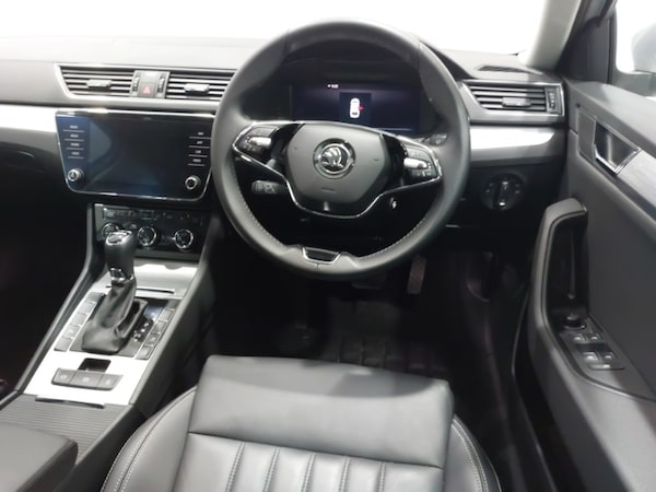 Used Skoda Superb 2023 for sale - 76321294: Photo 7