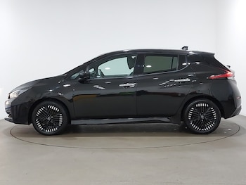 Used Nissan Leaf 2022 for sale - 77149895: Photo