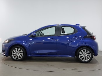 Used Toyota Yaris 2023 for sale - 78837605: Photo