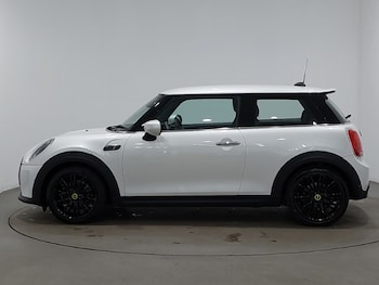 Used MINI Cooper 2023 for sale - 78440353: Photo
