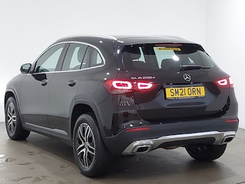 Used Mercedes-Benz GLA 2021 for sale - 76663951: Photo