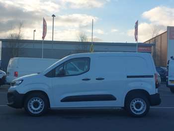 Used Citroen Berlingo 2024 for sale - 74641900: Photo